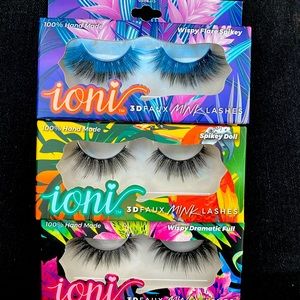 assorted lash bundle!!